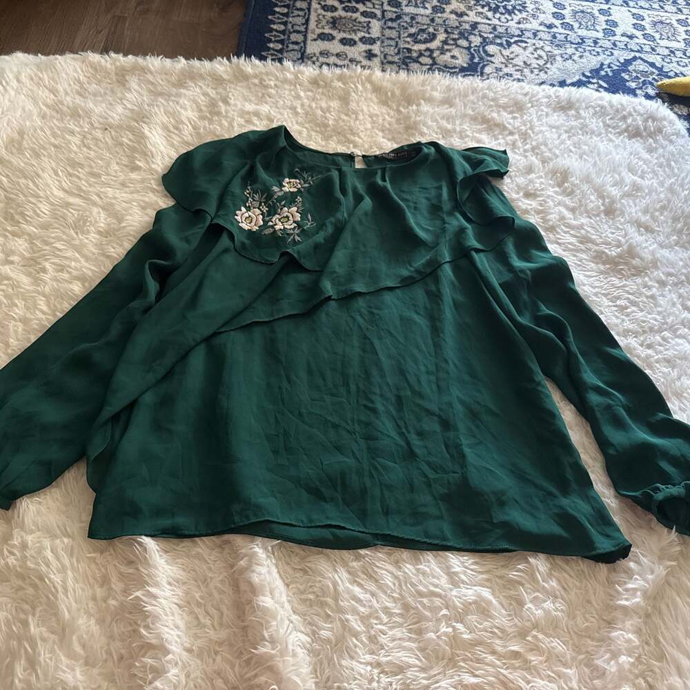 Zara‎ dark green long sleeve Medium
